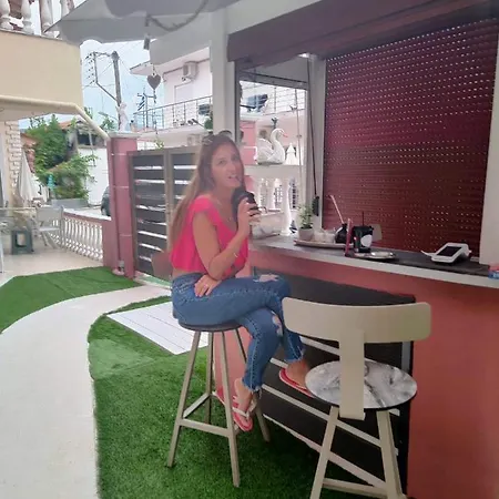 Petros House Ξενοδοχείο με διαμερίσματα *