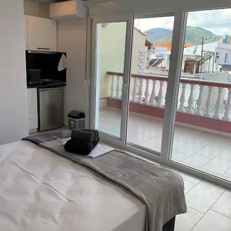 Hotel apartamentowy Petros House Sarti