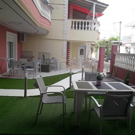 Hotel apartamentowy Petros House