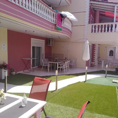 Hotel de apartamente Petros House 3*