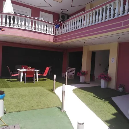 Ξενοδοχείο με διαμερίσματα Petros House Σάρτη