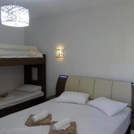 Petros House شقة فندقية سارتي