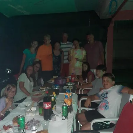 アパートホテル Petros House サルティ