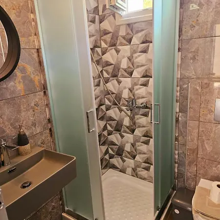 Petros House شقة فندقية سارتي