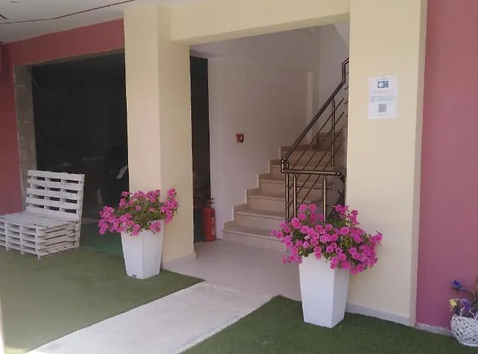 Petros House 3* Sarti