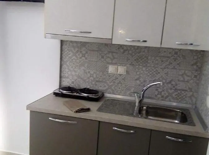 Ξενοδοχείο με διαμερίσματα Petros House 3*