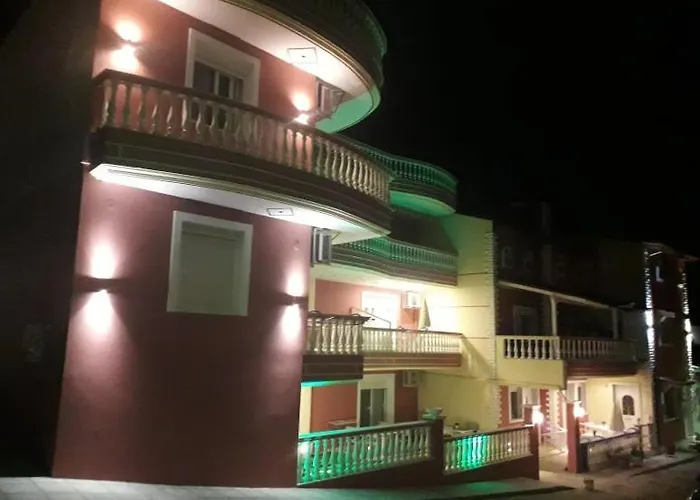Ξενοδοχείο με διαμερίσματα Petros House