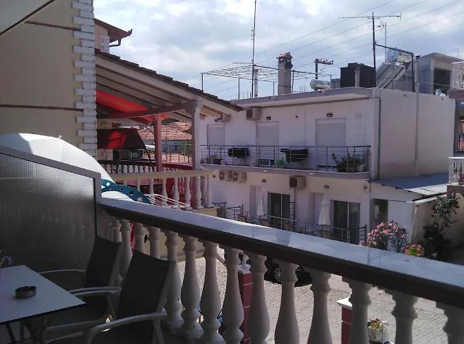 Petros House 3* Sarti