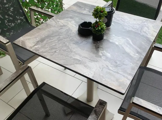 Petros House Aparthotel