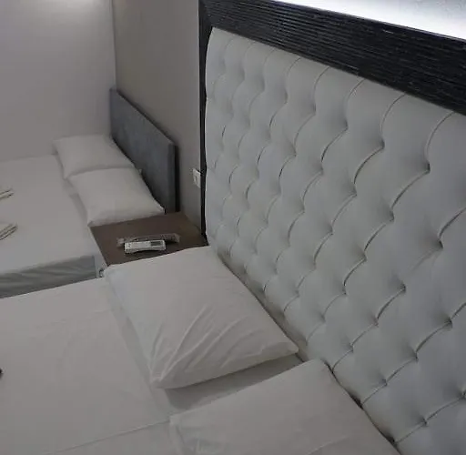 Petros House Aparthotel Sarti